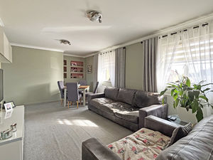 Photo 9- click for photo gallery